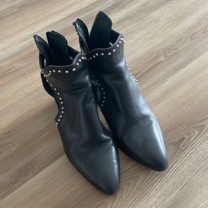 black steve madden studded booties